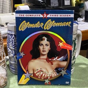 Warner Bros. Wonder Woman Season 3 DVD - Red and Blue
